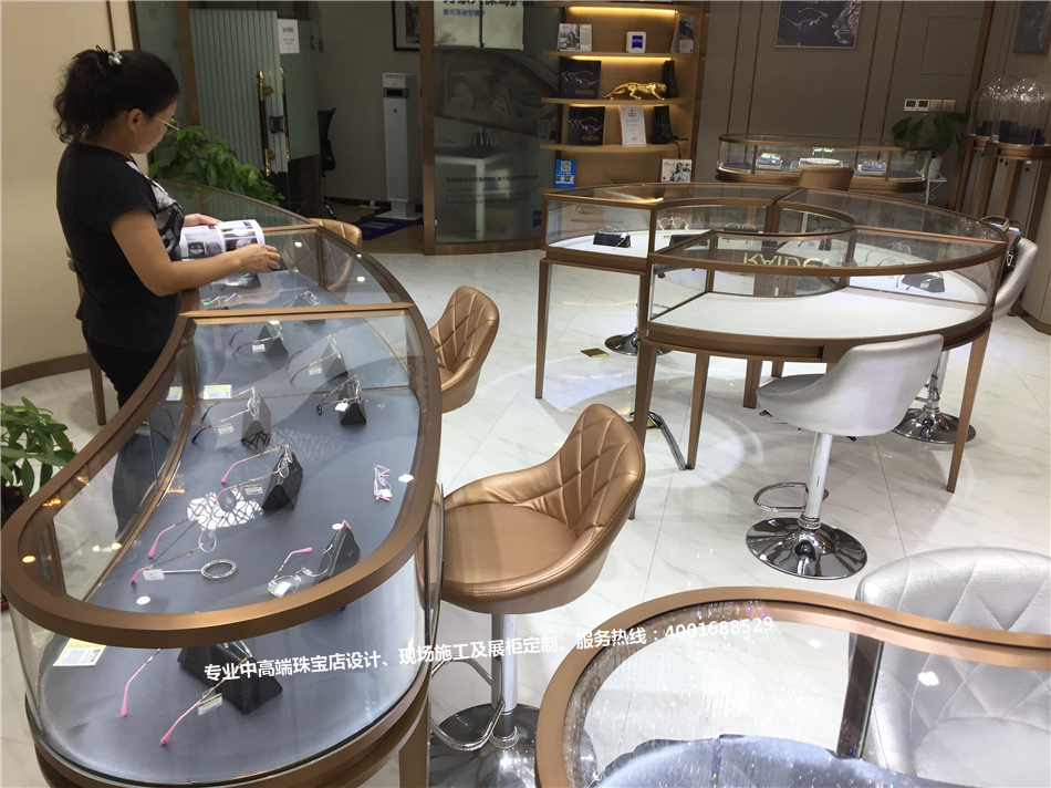鑫雅艺珠宝眼镜水贝金展展厅-奢侈品展示空间-asiagame-珠宝展柜设计|珠宝展柜生产厂家-